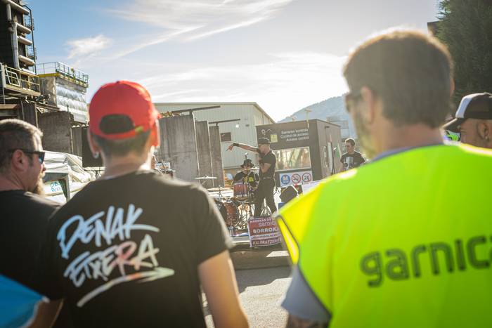 Rock doinuekin astindu dute  6 1759423286669