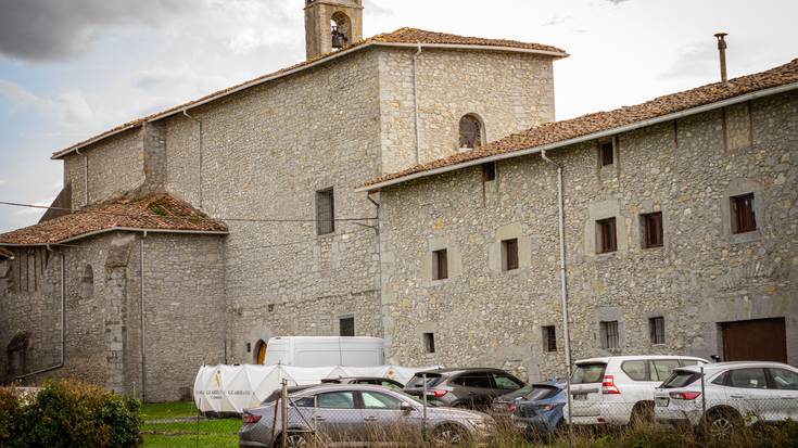 Urduñako moja klaratarren etxegabetzea gelditu dute momentuz