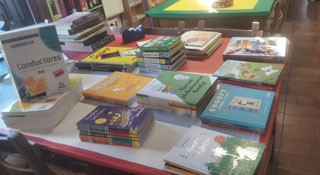 Oposizioak prestatzeko gaitegiak eta material berria udal liburutegian