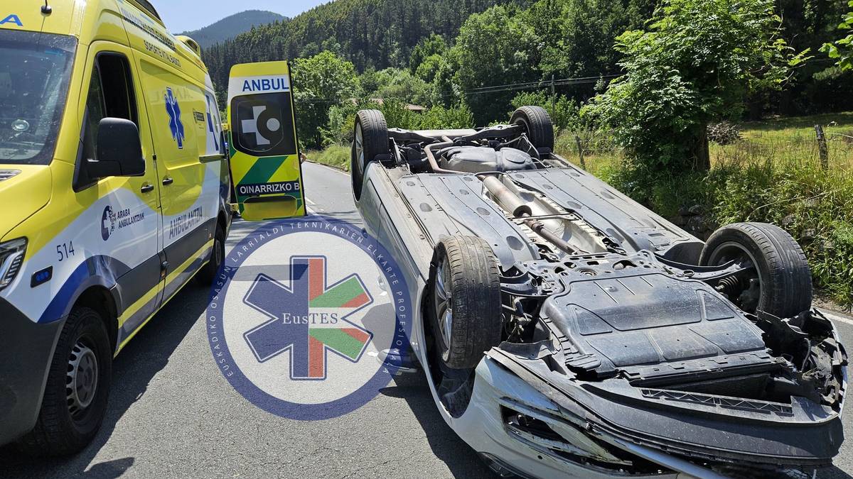 Gidari bat ospitaleratu zuten atzo, autoa Orozkon irauli ondoren