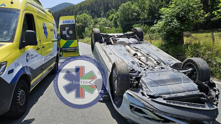 Gidari bat ospitaleratu zuten atzo, autoa Orozkon irauli ondoren