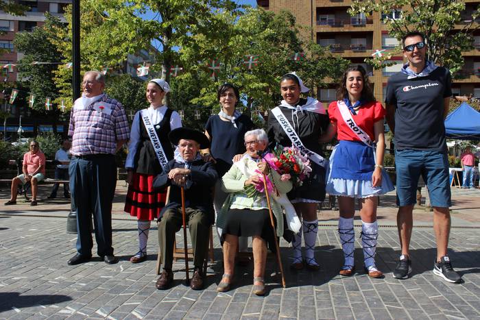 Haurrak eta edadetuak izan d 5 1502711526121