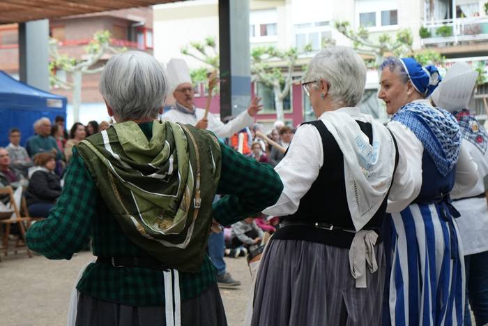 Danbor-hotsek eta barraskilo 23 1777364062104