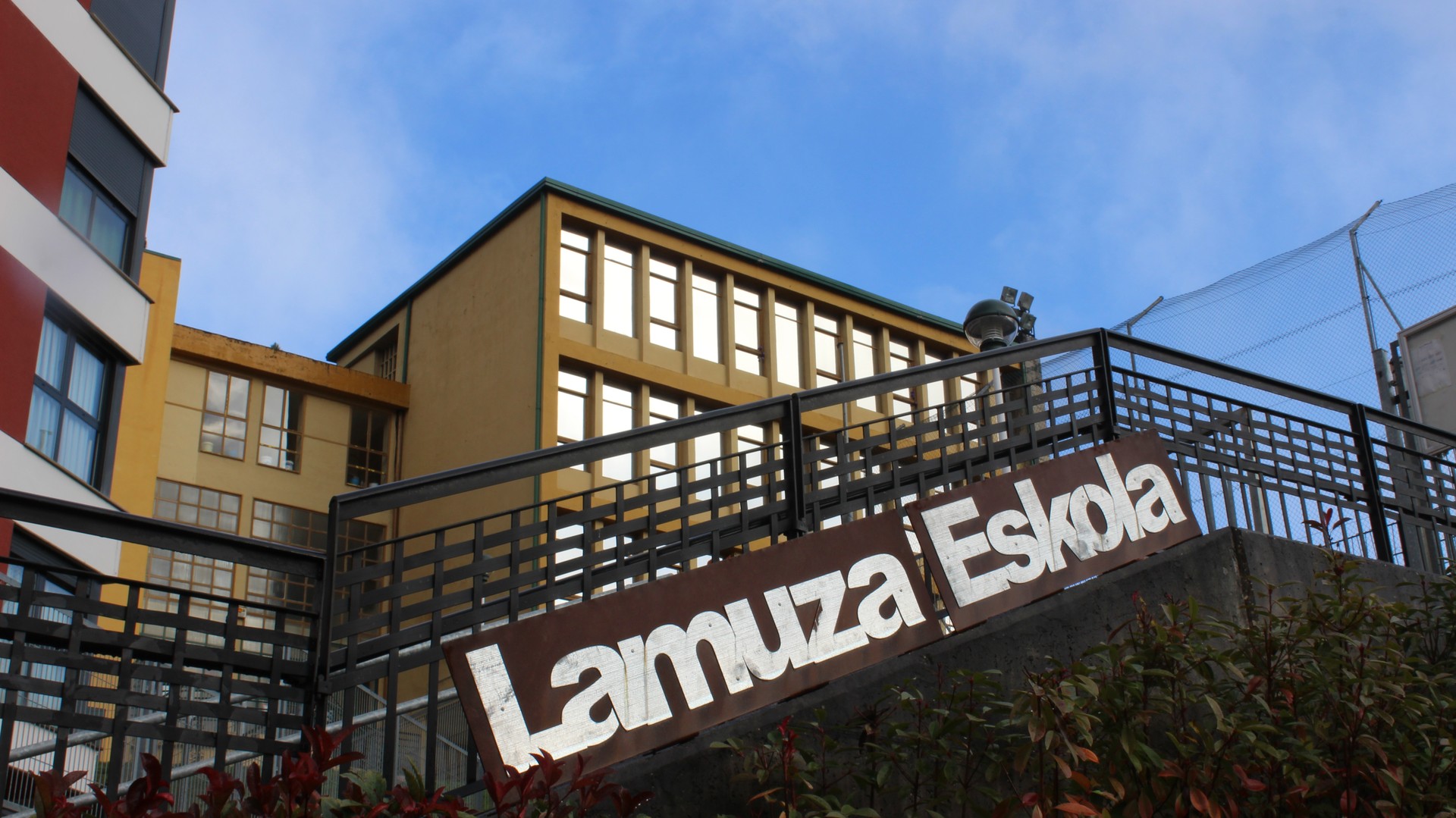 Eragin handia lortu du irakaskuntza publikoko grebak eskualdean, bereziki Haur Hezkuntzan
