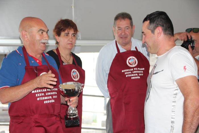 Jendetza eta giro ona nagusi 24 1494849276141