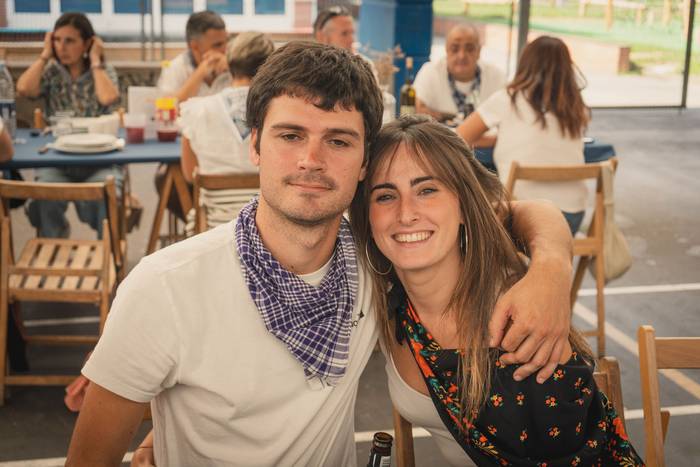 Ehunka lagun bildu dituzte j 43 1757018448761