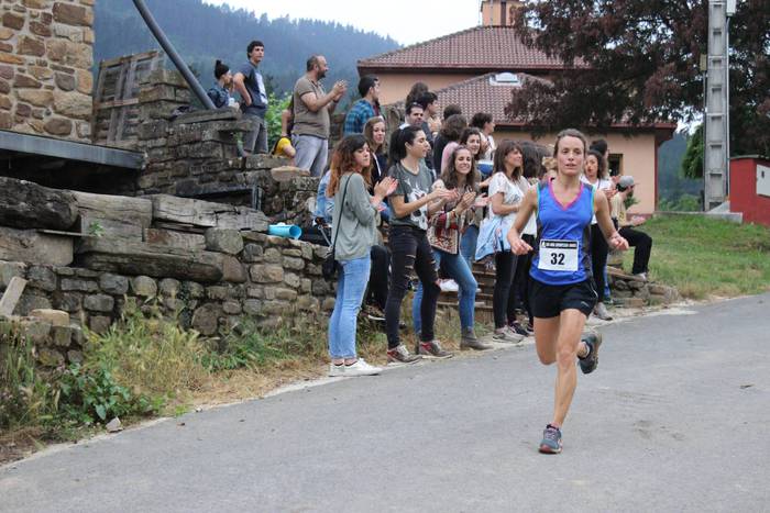 Auzoko mendiak zeharkatu zit 103 1498471637462