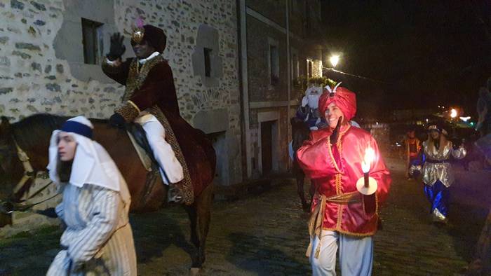 Hiru Errege Magoek ilusioz b 91 1767729396970