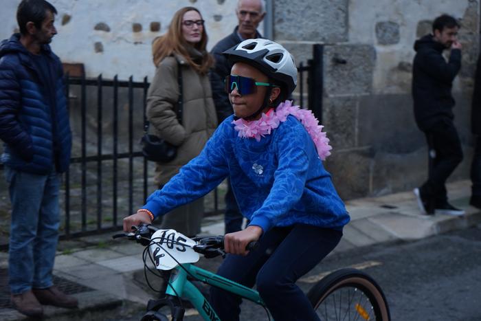 400 kirolarik parte hartu zu 153 1767283045640