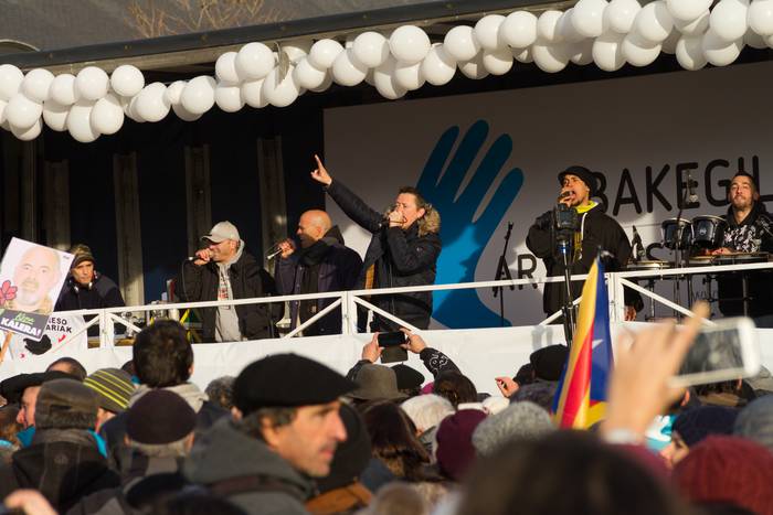 Eskualdeko hainbat lagunek p 9 1513250993323