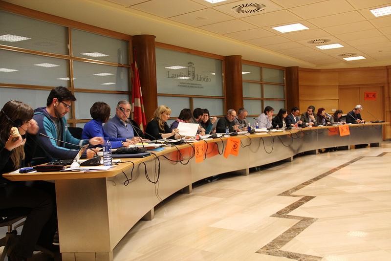 Alarguntza-pentsioak eta enplegu politika mintzagai izango dira besteak beste maiatzeko udalbatzan