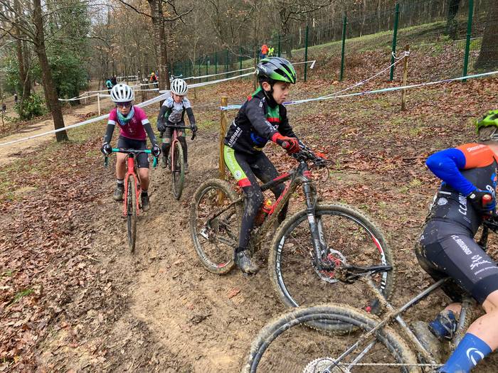 Zirkuitu gogorra izan zuten  26 1768228066550