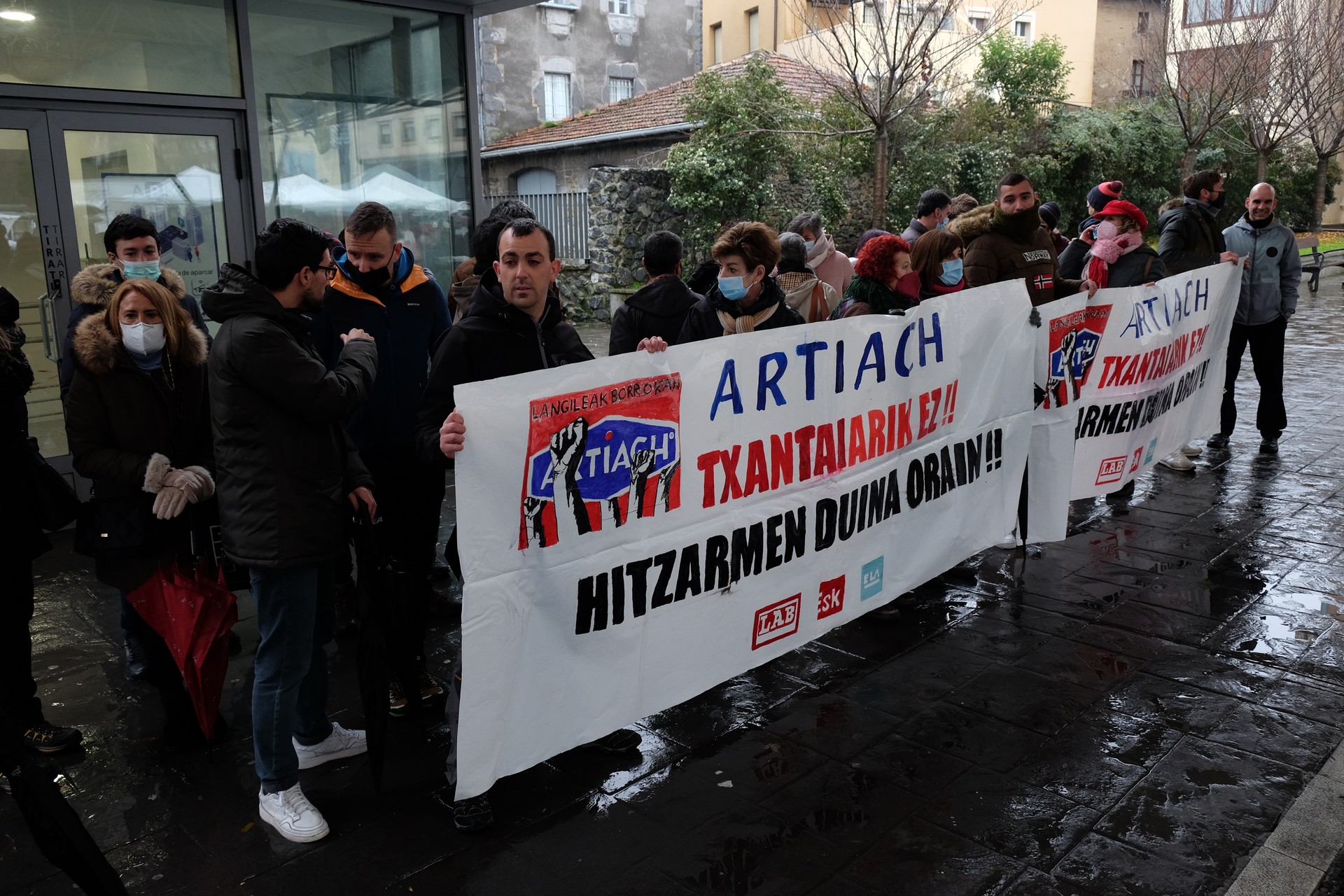Laudioko merkatura eraman dute Artiacheko langileek hitzarmen duin baten aldeko borroka