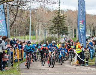 140 umek parte hartu zuten atzo Reforren egindako txirrindularitza lasterketan