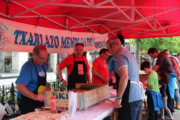 Jendetza eta giro ona nagusi 3 1494849148610