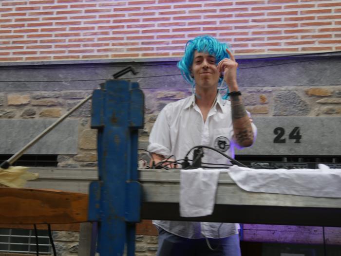 Musikak bete du gaur eguna U 121 1589023785917