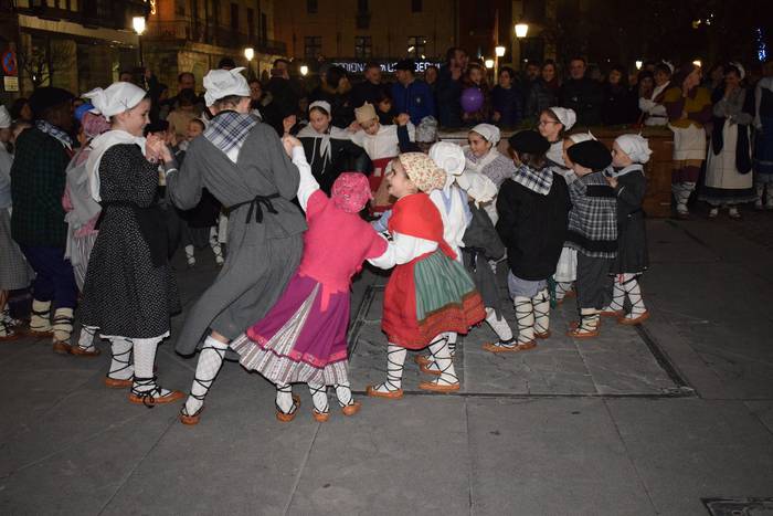 Erauntsi, Olentzero eta Mari 12 1514448222926