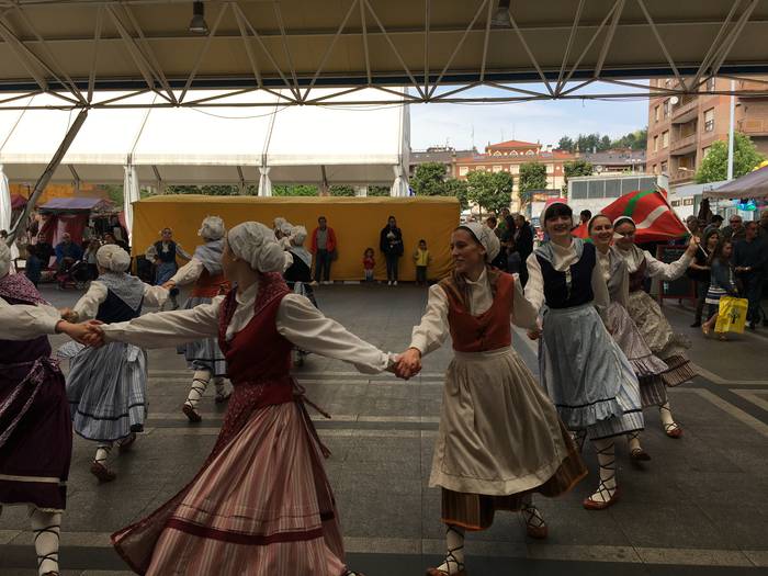 Galiziar letren jaia