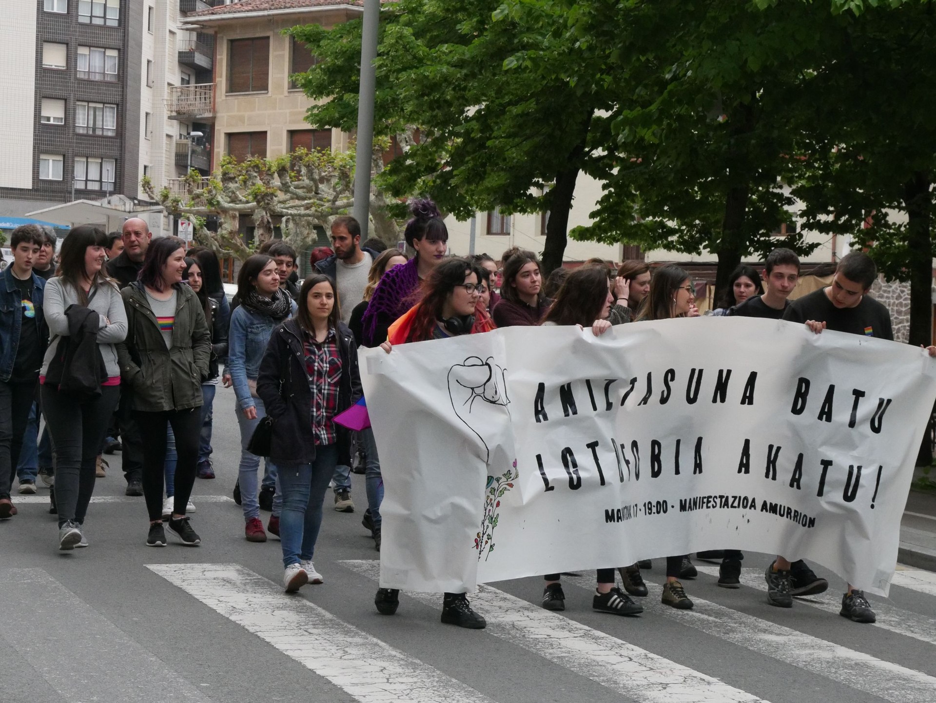 Gazte batek eraso homofoboa salatu du Amurrion