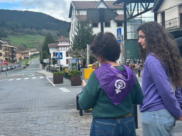 Feminismotik beste mundu bat 19 1772998183107