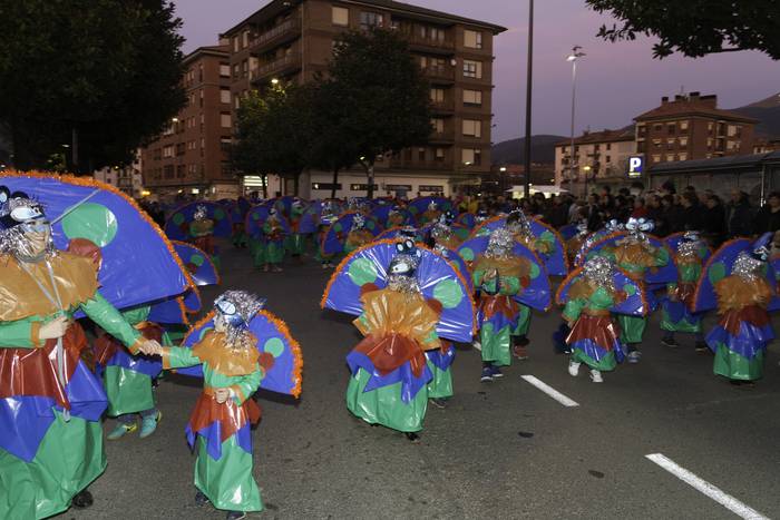 Mozorro koloretsuek ziprizti 49 1488187455063