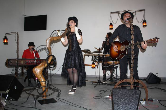 Aiaran ere armairutik atera  60 1511253221950