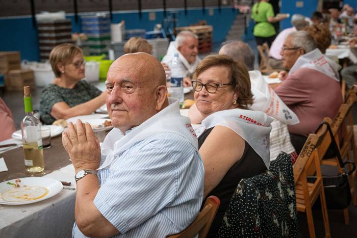 Haur eta nagusiak izan dira  74 1755092700072