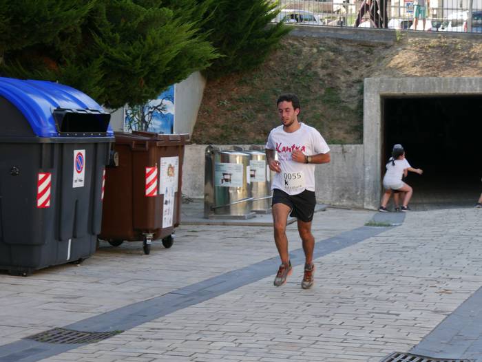 Haur zein helduek izan zuten 264 1538429032722