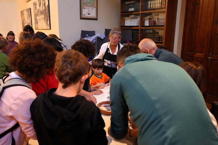 Antzinako ohiturak belaunald 8 1775920386295