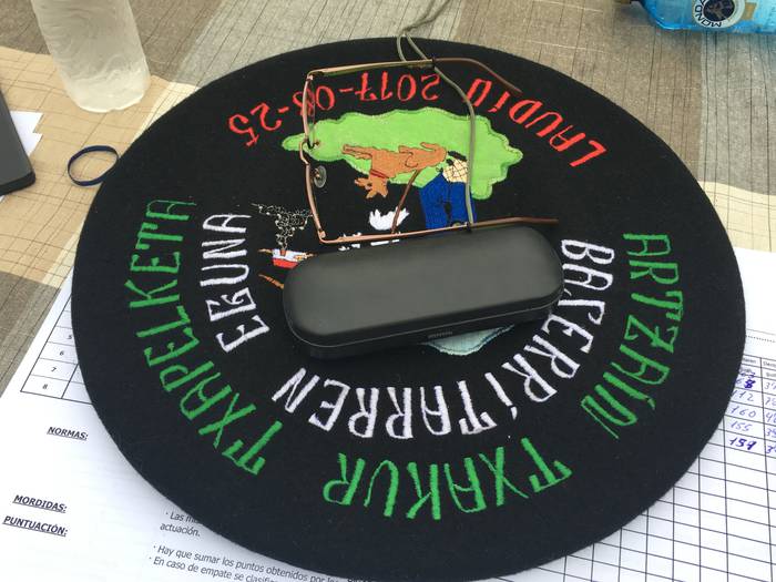 Castellersek, bertsolariek,  36 1503689162177