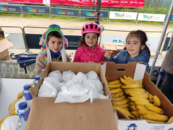 Lokatza eta giro na nagusi  10 174373028943