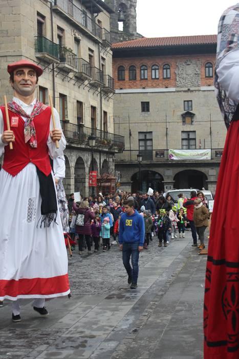 Ahobizi eta Belarripresten topaketa