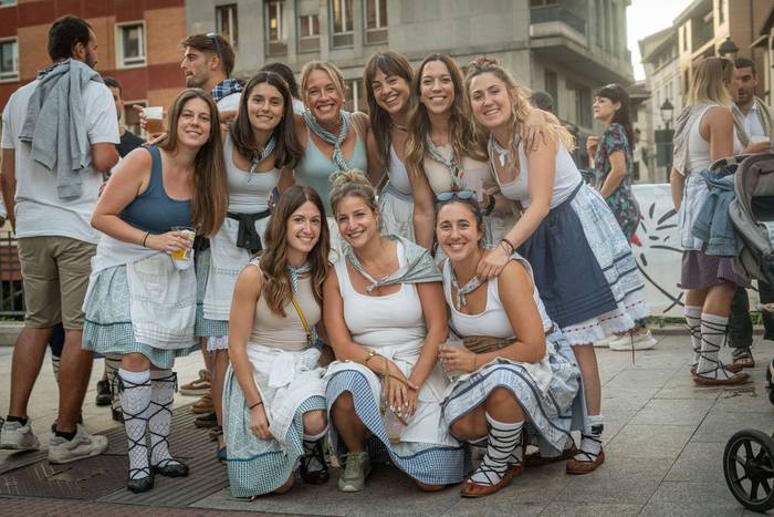 Zezen plaza lepo Muturreko H 96 1756414865501