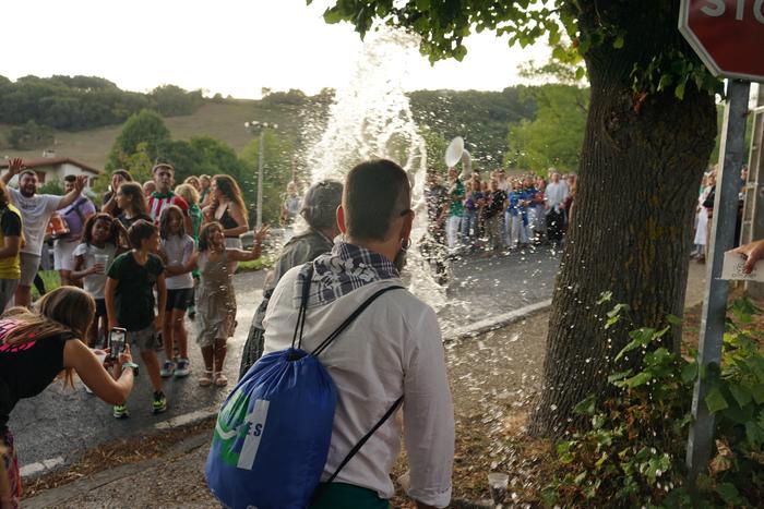 Arteko Gure Aman elkartu eta 73 1757796498374