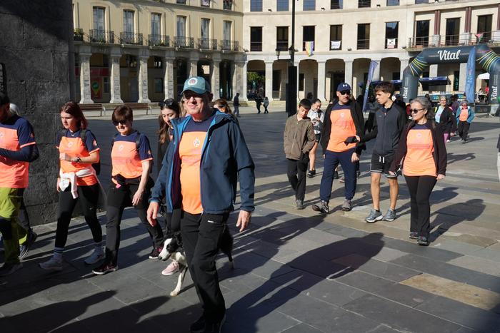 Ehunka lagunek parte hartu d 34 1774179195184