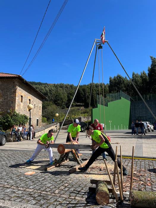 Herri kirolen artean omendu  12 1759173786529