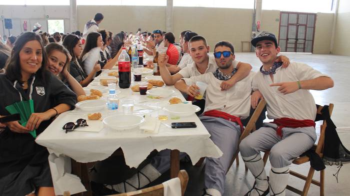 Tokiko ekoizleak eta koadril 43 1502722503102