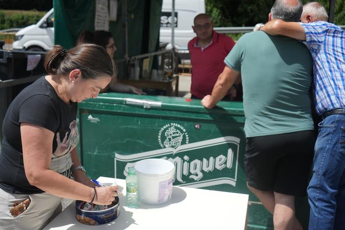 Zuhatzako jaietan paella iza 1 1753009645769