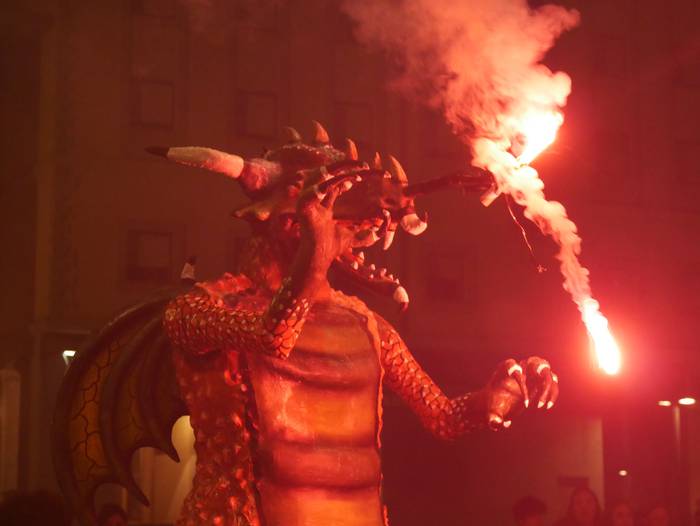 Dantza eta sua uztartu zitue 56 1661604298483