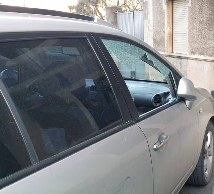 Urduñako Udalak neurriak hartu ditu ibilgailuetan gertatzen ari diren lapurreten kontra