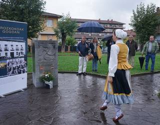 Gerra zibilean eraildakoak eta errepresaliatuak omendu dituzte Orozkon