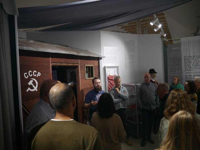 Eletik alera, Europako hizku 21 1759330569477