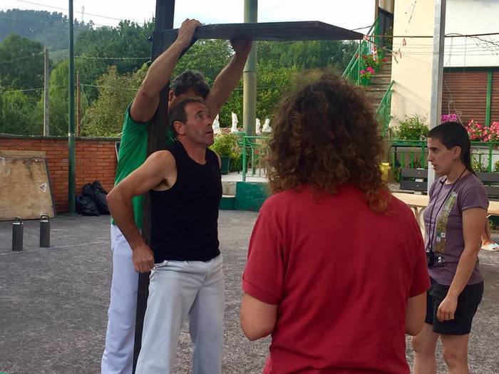 Apar festak, herri kirolak e 14 1503561289164