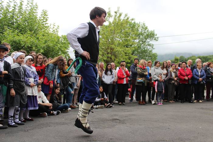 Une berezi ugari bizi izan z 32 1525935236077