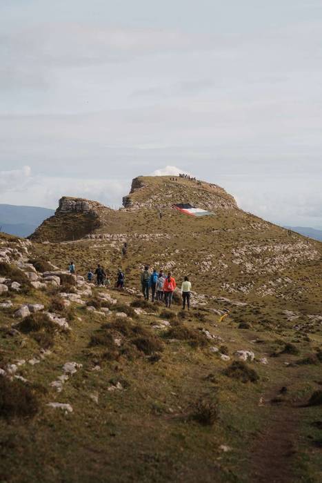 Gorobel Ibilaldiak ehuna men 84 1762257300886