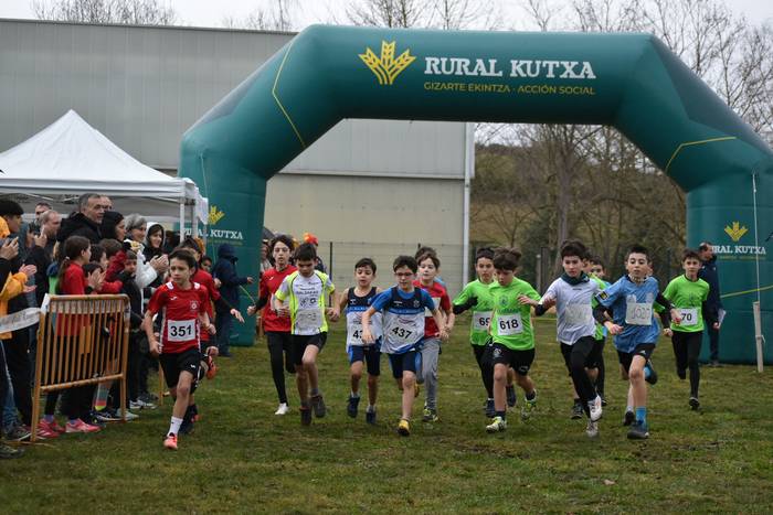 Igandeko hotzari iskin egin  64 1770731249450