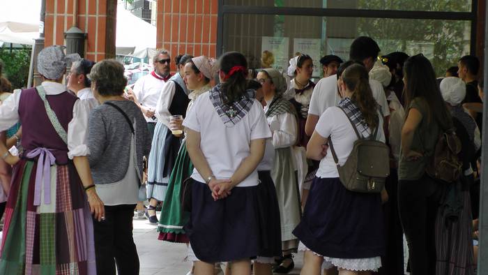 Dantza taldeak taldeak izan  63 1496052387941