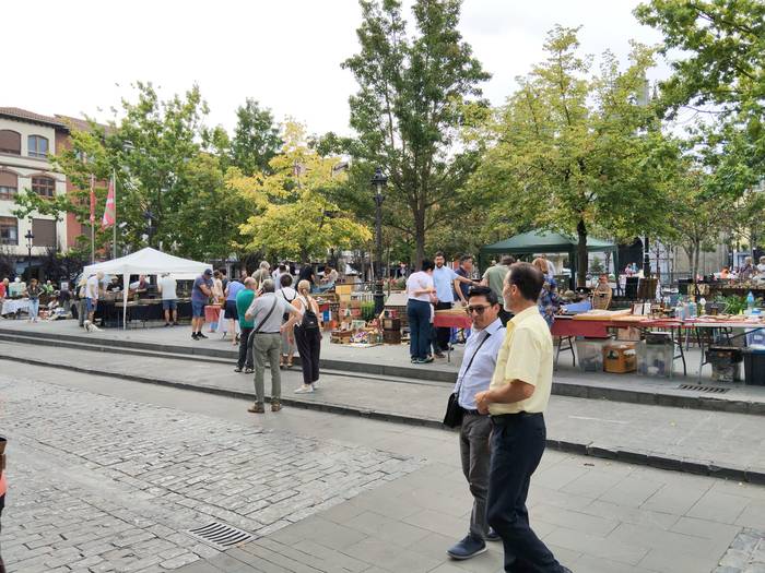 Antzinako objektuz eta bildu 22 1758390850119