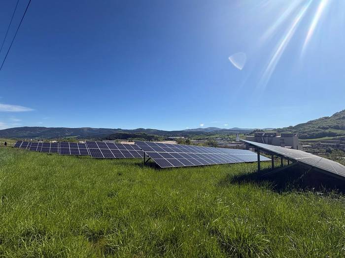 Ekiola Aiara eguzki autokontsumorako herritarren kooperatiba uda honetan hasiko da ekoizten energia berriztagarria haranerako