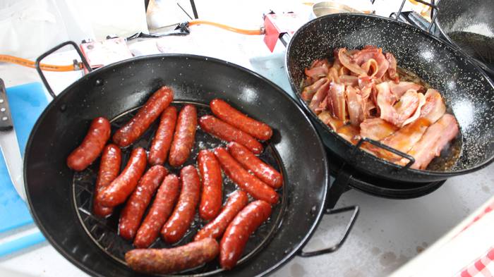 Gabonetako elkartasun azokak 27 1513599471375